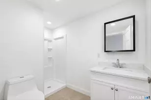 12 Center St, Stamford, CT 06906 - Photo 24