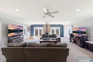 12 Center St, Stamford, CT 06906 - Photo 8