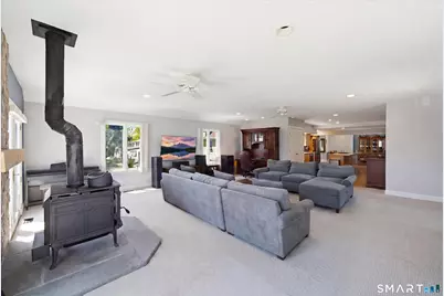 12 Center Street, Stamford, CT 06906 - Photo 10