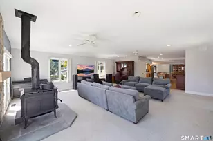 12 Center St, Stamford, CT 06906 - Photo 10