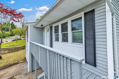 120 Hull Street, Ansonia, CT 06401 - Photo 32