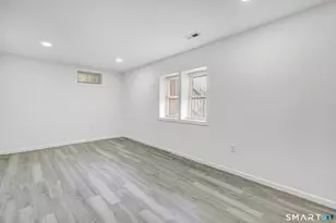 120 Hull St, Ansonia, CT 06401 - Photo 24