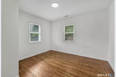 120 Hull Street, Ansonia, CT 06401 - Photo 16