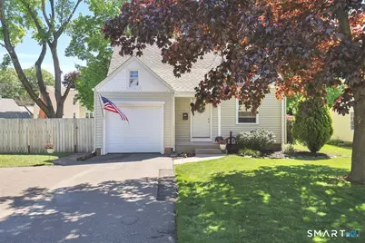 21 Kensington Street, Manchester, CT 06040 - Photo 2