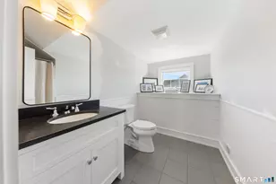 110 Smith St, Fairfield, CT 06824 - Photo 26