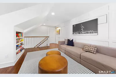 110 Smith Street, Fairfield, CT 06824 - Photo 24