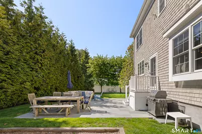 110 Smith Street, Fairfield, CT 06824 - Photo 30