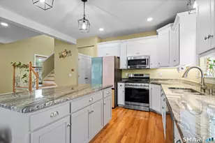 15 3rd St, Windsor Locks, CT 06096 - Photo 4