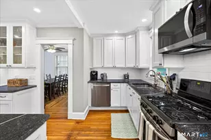 54 Thornton St, Hamden, CT 06517 - Photo 10