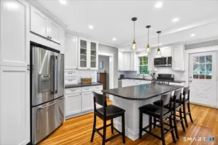 54 Thornton St, Hamden, CT 06517 - Photo 6