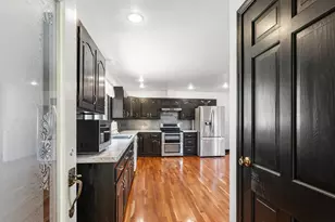 132 Hickory Ln, Bethlehem, CT 06751 - Photo 10