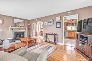 543 Woodstock Ave, Stratford, CT 06614 - Photo 12
