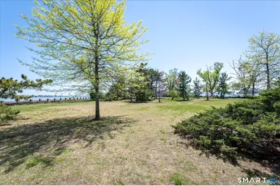 250 Davenport Drive, Stamford, CT 06902 - Photo 10