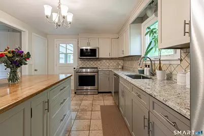 38 Mountain Road, Woodbury, CT 06798 - Photo 10