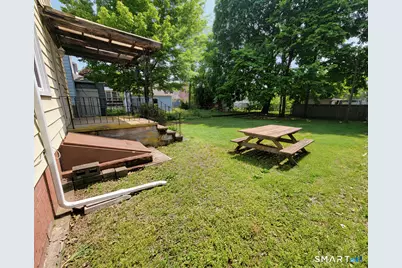 82 Helen Street, Hamden, CT 06514 - Photo 4