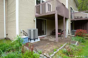 17 Wiggins Farm Dr, Simsbury, CT 06070 - Photo 6