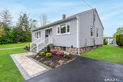 704 High Street, Naugatuck, CT 06770 - Photo 6