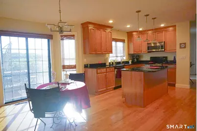33 Knoll Ridge Court, Middletown, CT 06457 - Photo 10