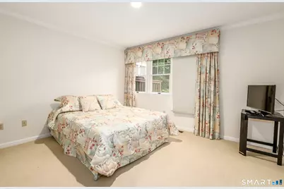 33 Brittania Drive, Danbury, CT 06811 - Photo 14