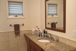 33 Brittania Dr, Danbury, CT 06811 - Photo 10