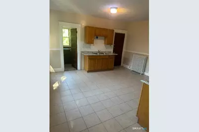 335 Hillside Avenue, Hartford, CT 06106 - Photo 4
