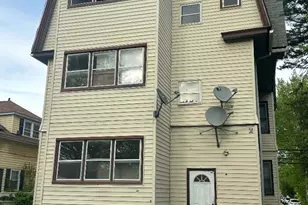 335 Hillside Ave, Hartford, CT 06106 - Photo 8