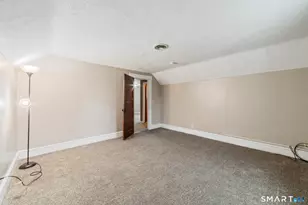 18 Maple St, Plymouth, CT 06786 - Photo 32