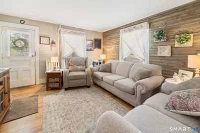 18 Maple Street, Plymouth, CT 06786 - Photo 8
