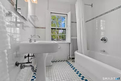 49 Arlington Road, West Hartford, CT 06107 - Photo 28