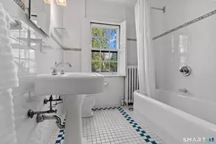 49 Arlington Rd, West Hartford, CT 06107 - Photo 28