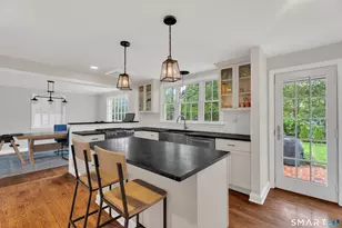 80 Knollwood Rd, North Haven, CT 06473 - Photo 4