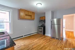 29 York St, Hartford, CT 06106 - Photo 8