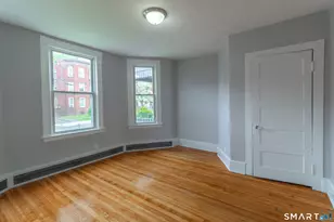 29 York St, Hartford, CT 06106 - Photo 12