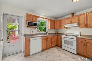 2 James St, Norwalk, CT 06850 - Photo 10