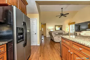 30 Prosperity Ct, Southington, CT 06489 - Photo 22