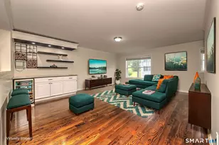 10 Barnum Ct, Bethel, CT 06801 - Photo 6