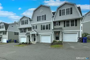 10 Barnum Ct, Bethel, CT 06801 - Photo 2