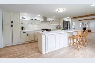 1729 Boulevard, West Hartford, CT 06107 - Photo 6