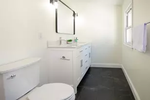 1729 Boulevard, West Hartford, CT 06107 - Photo 12
