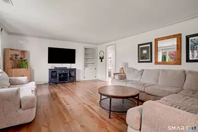 45 Lynwood Drive, Trumbull, CT 06611 - Photo 4