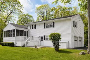 11 Twin Cir Dr, Westport, CT 06880 - Photo 2