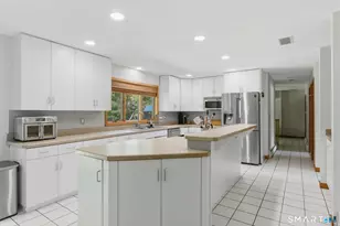 13 Copper Knoll Ln, Cromwell, CT 06416 - Photo 16