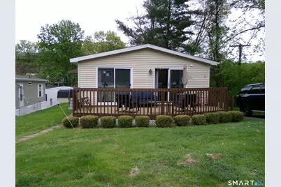68 Woodland Park, Shelton, CT 06484 - Photo 2