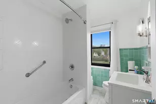 30 Walter Pl, East Hartford, CT 06108 - Photo 30