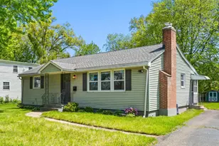 152 Somerset St, West Hartford, CT 06110 - Photo 2