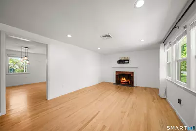 152 Somerset Street, West Hartford, CT 06110 - Photo 6