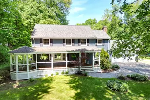 8 Ann Mar Ln, Simsbury, CT 06070 - Photo 2