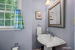 8 Ann Mar Ln, Simsbury, CT 06070 - Photo 20