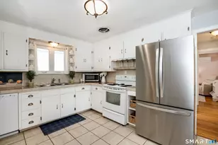 42 Haynes Rd, West Hartford, CT 06117 - Photo 10