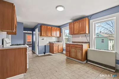 13 Portland Street, Middletown, CT 06457 - Photo 12